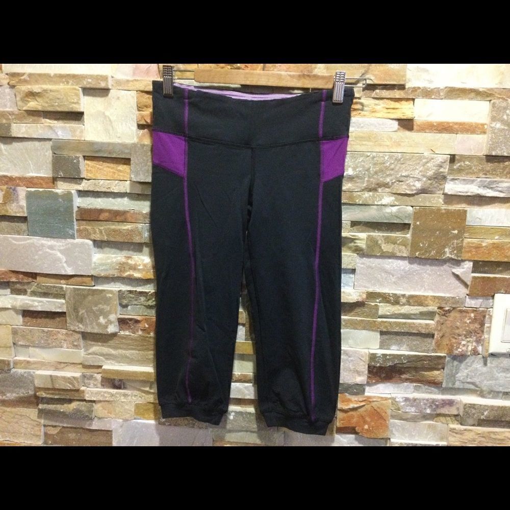 LULULEMON ATHLETICA Sport Capri - Picture 1 of 7